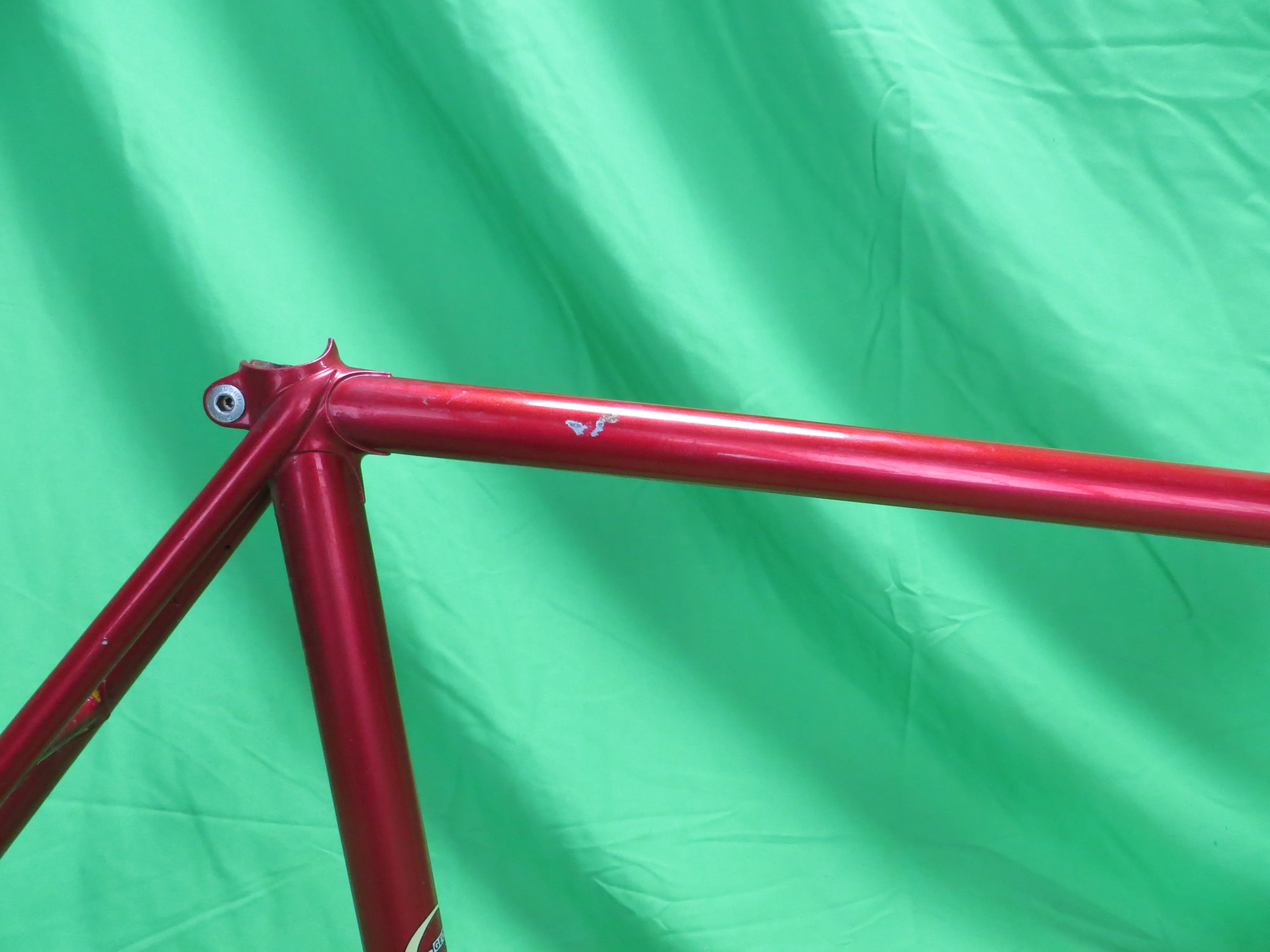 GEORAMA // Red Metallic // 51.5cm