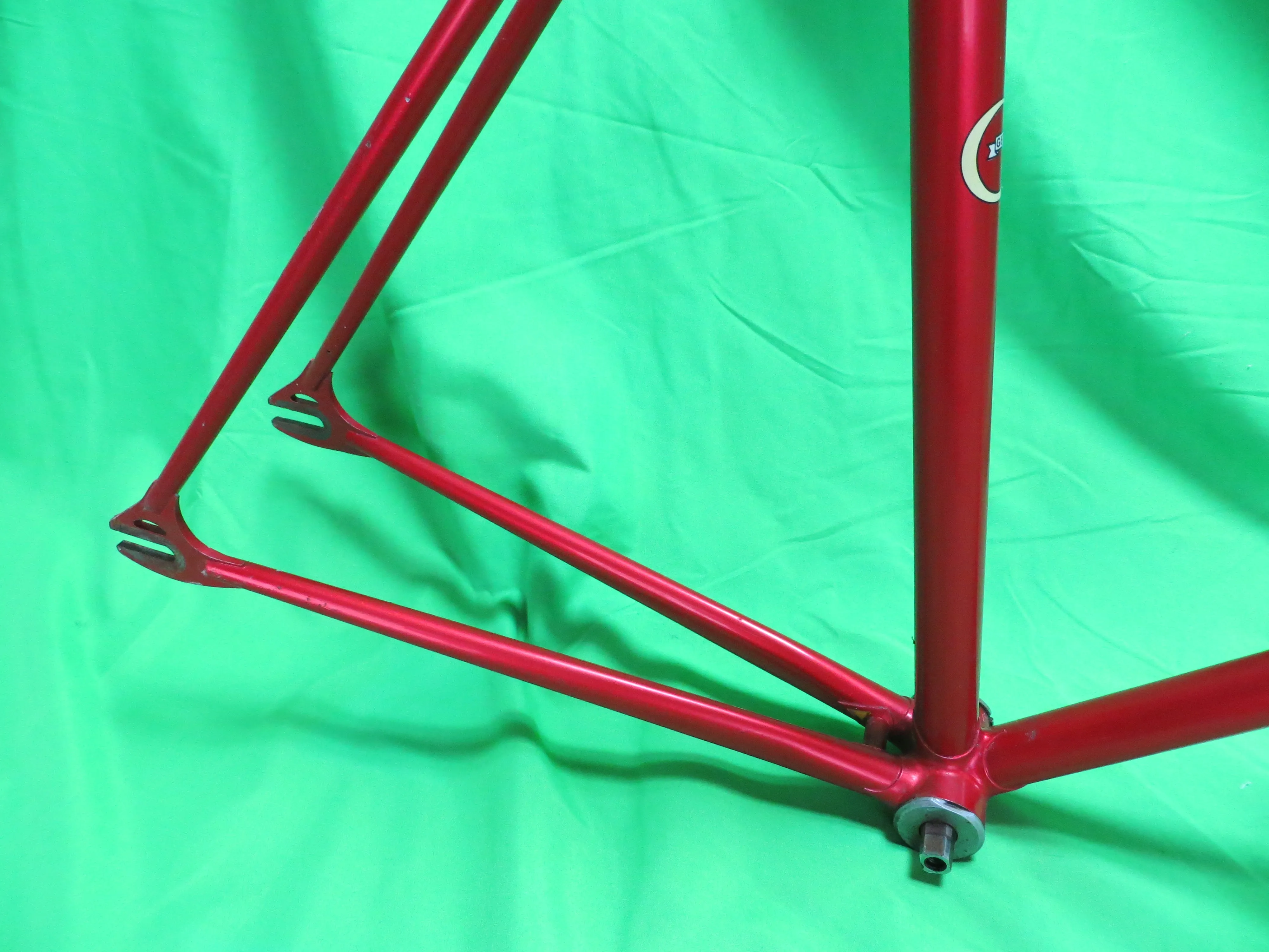 GEORAMA // Red Metallic // 51.5cm