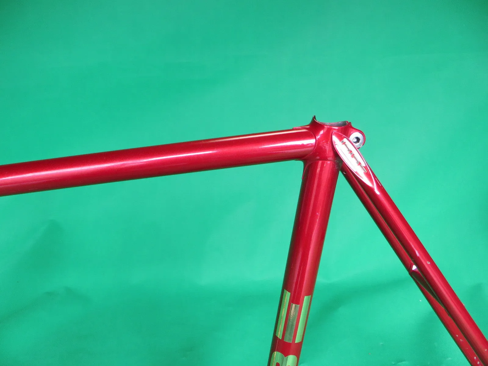 IRIBE | metallic red | 54.5cm