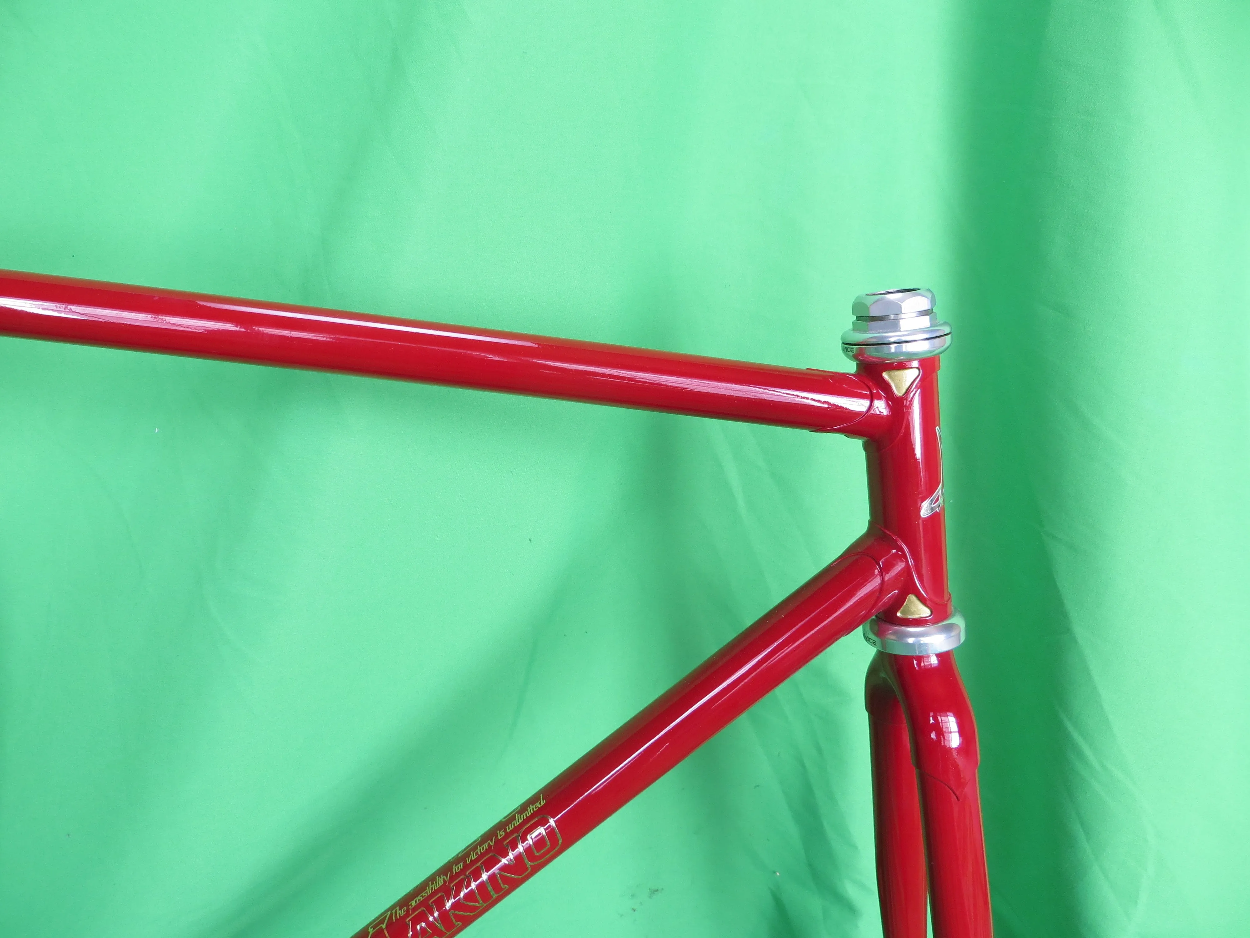 Makino  // Red Metallic // 54cm