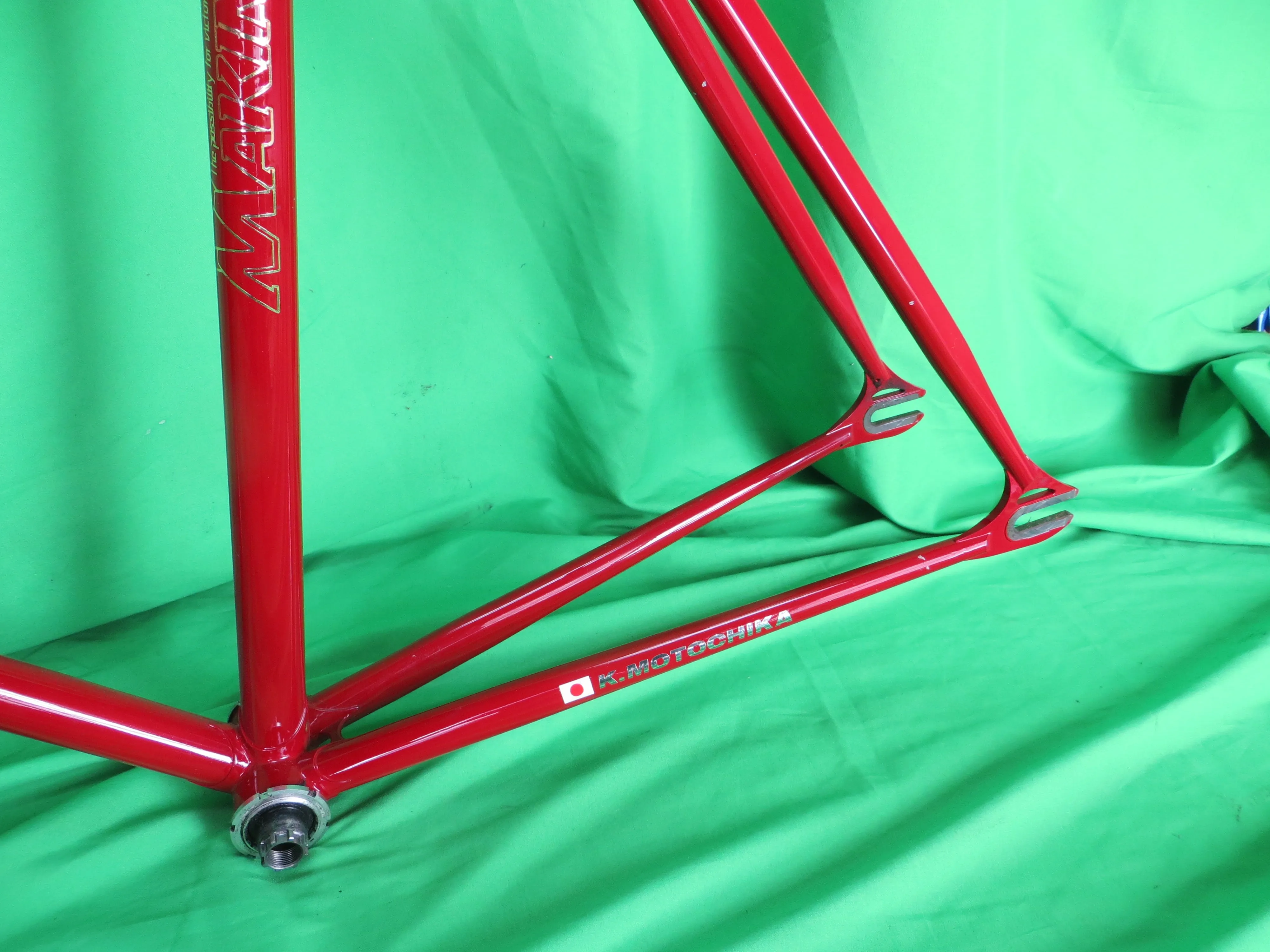 Makino  // Red Metallic // 54cm