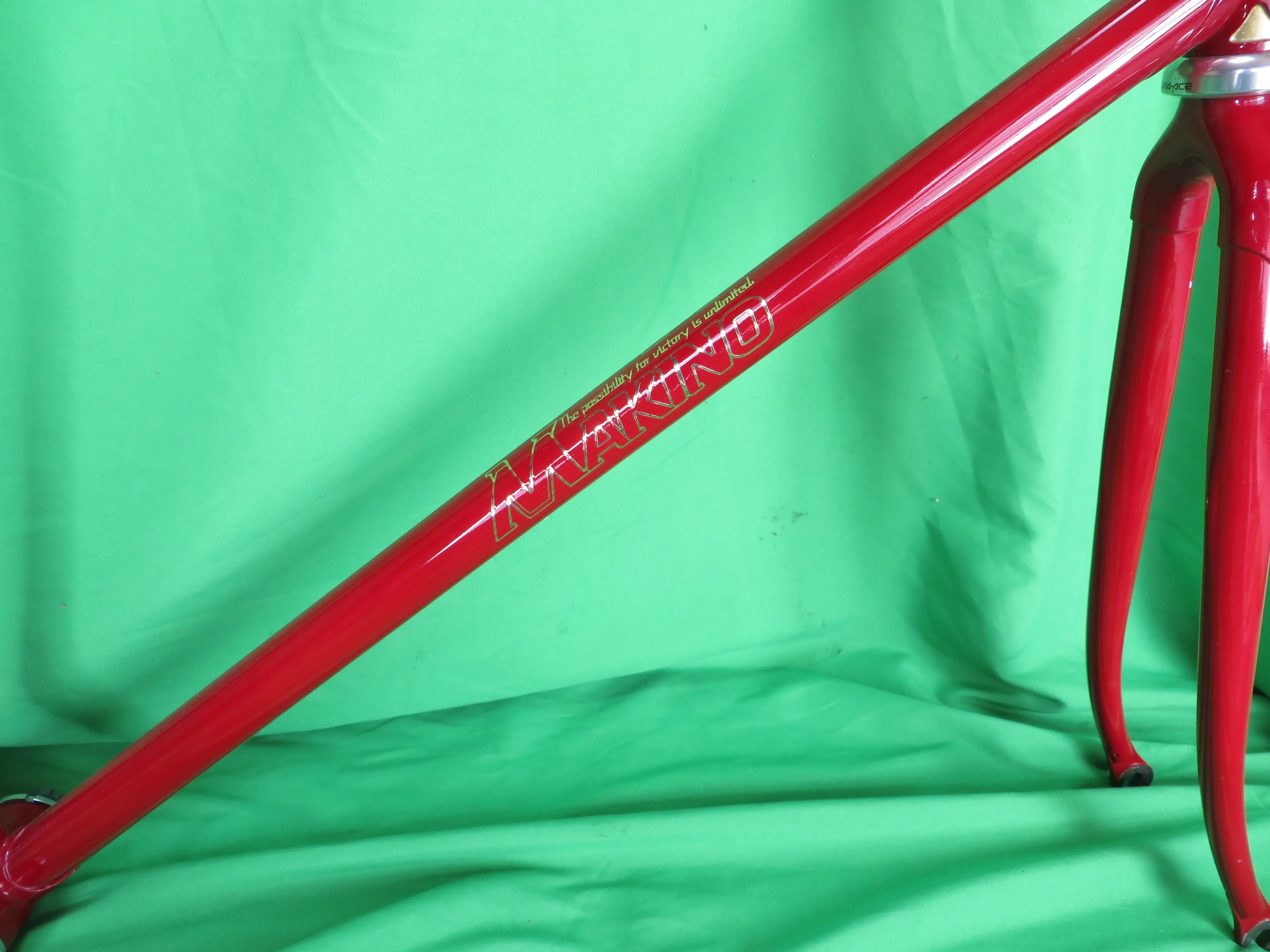 Makino  // Red Metallic // 54cm