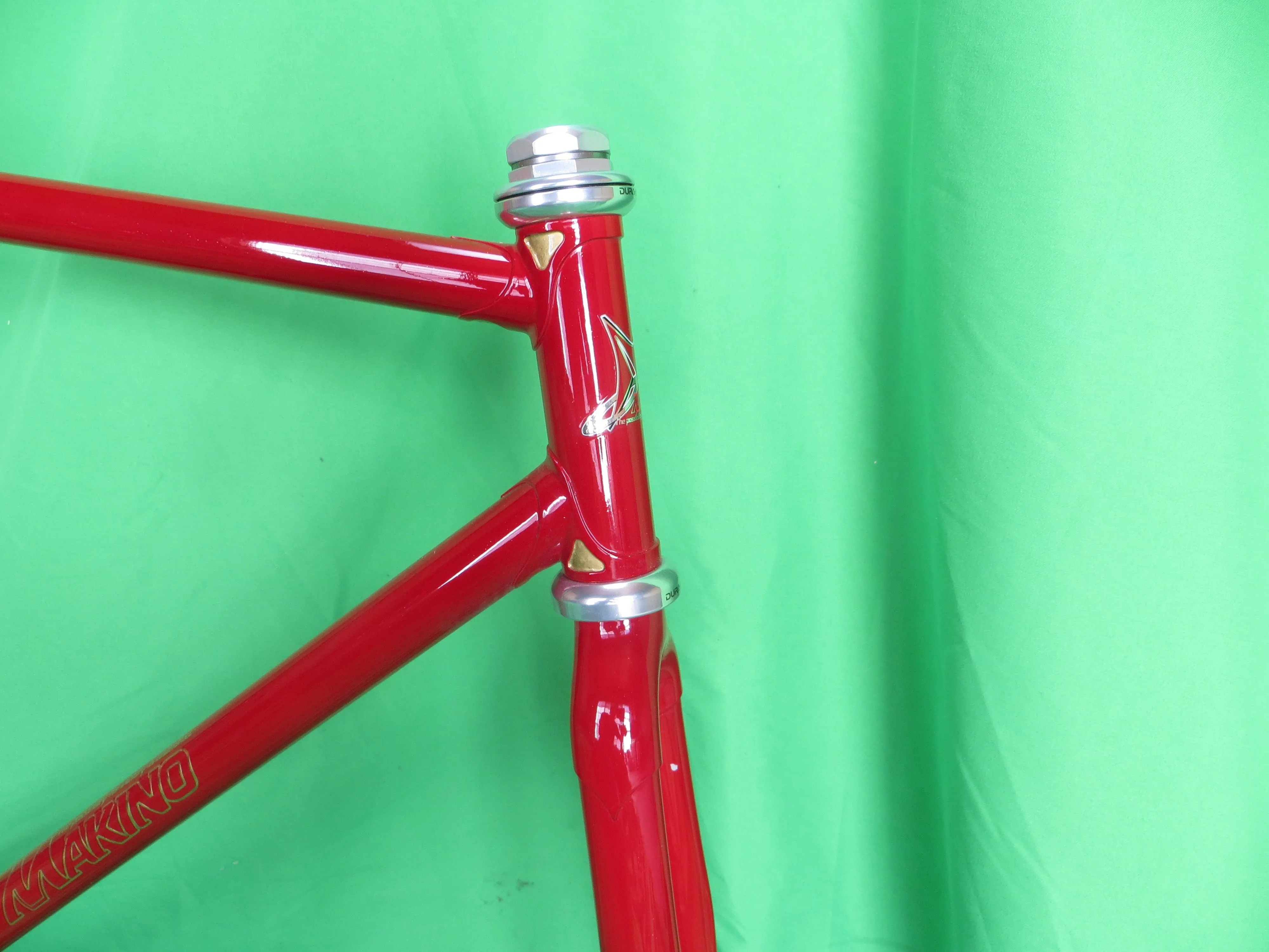 Makino  // Red Metallic // 54cm