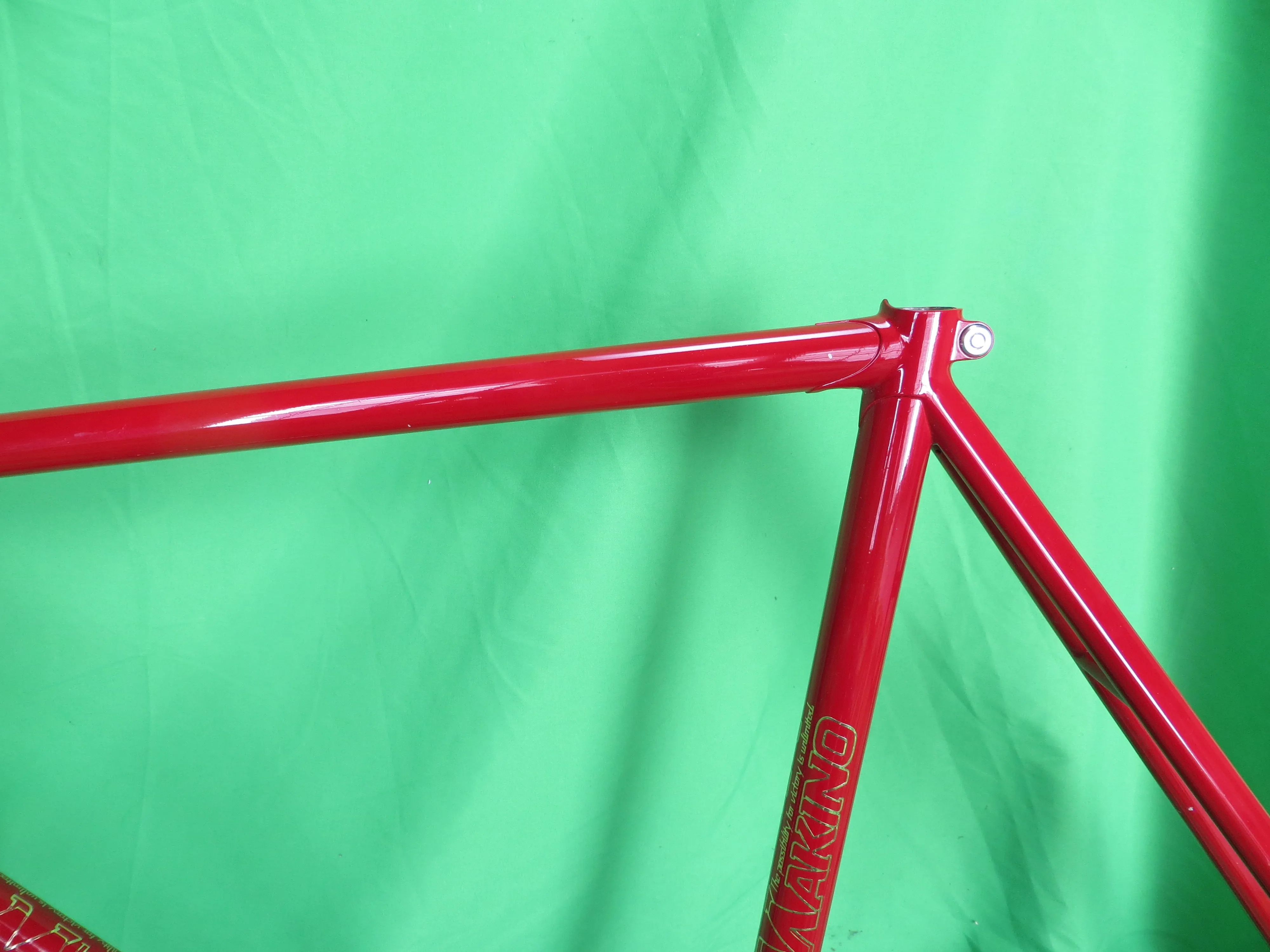 Makino  // Red Metallic // 54cm