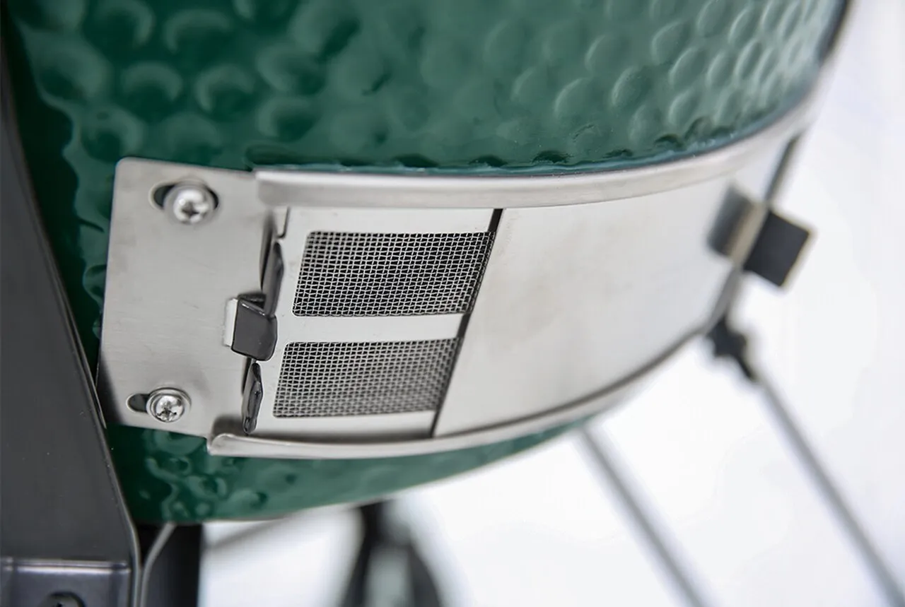 Medium Big Green Egg with Nest Bundle