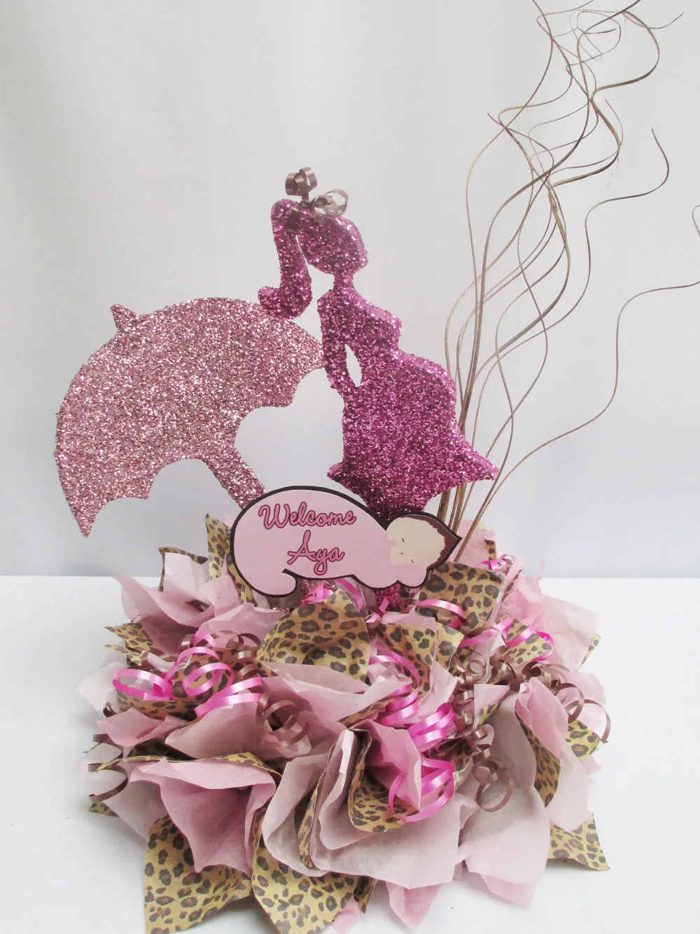 Metallic Tissue with Printed Tissue Centerpiece Base