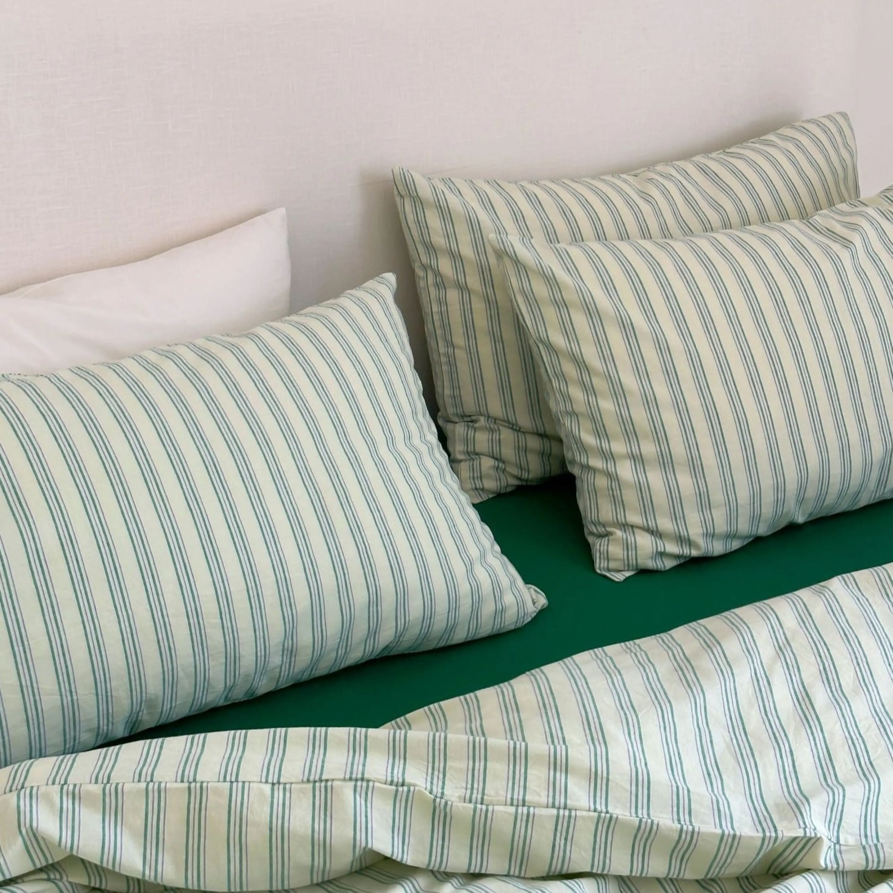 Refreshing Stripe Pillowcases / Black Thin