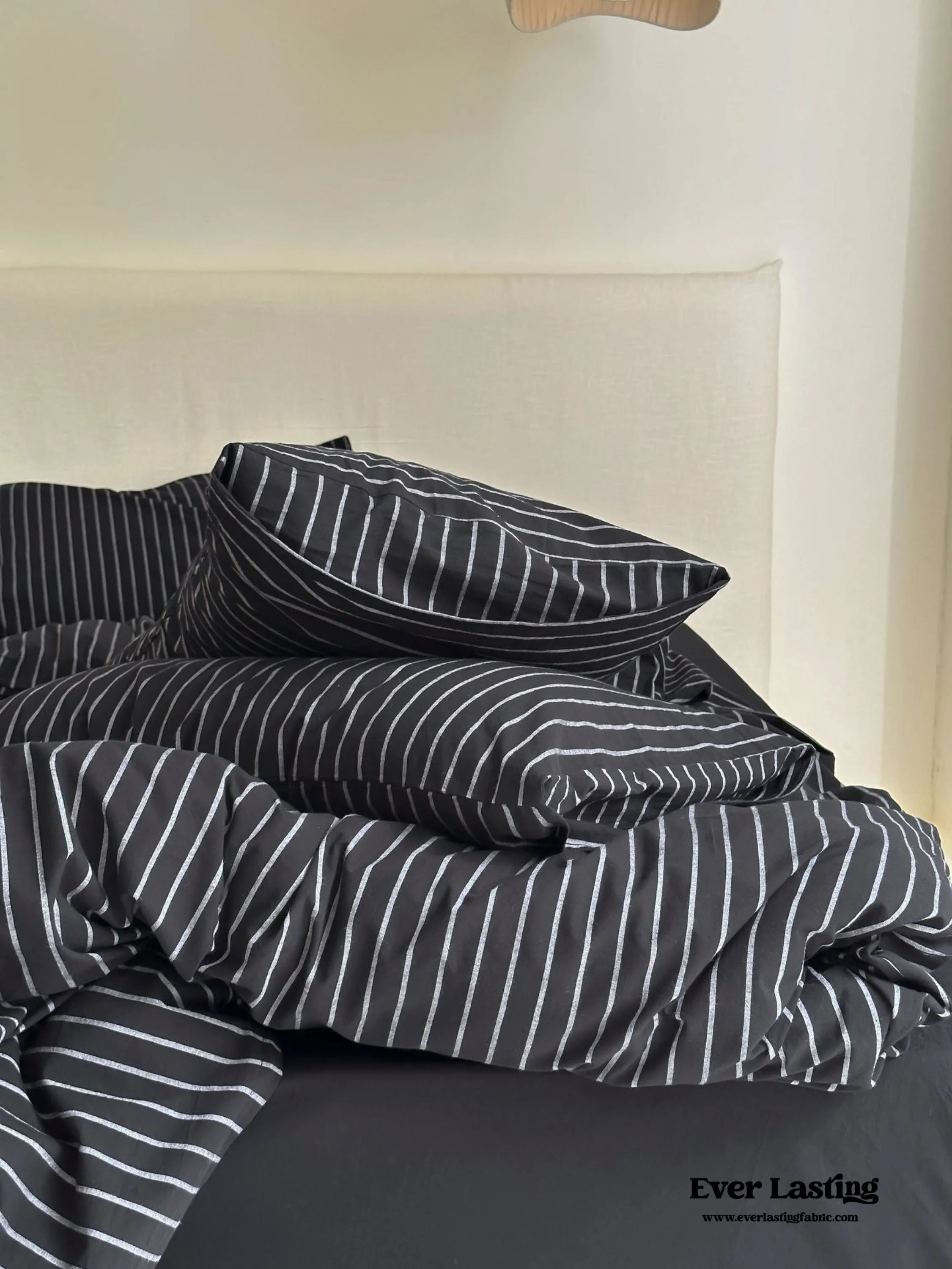 Refreshing Stripe Pillowcases / Black Thin